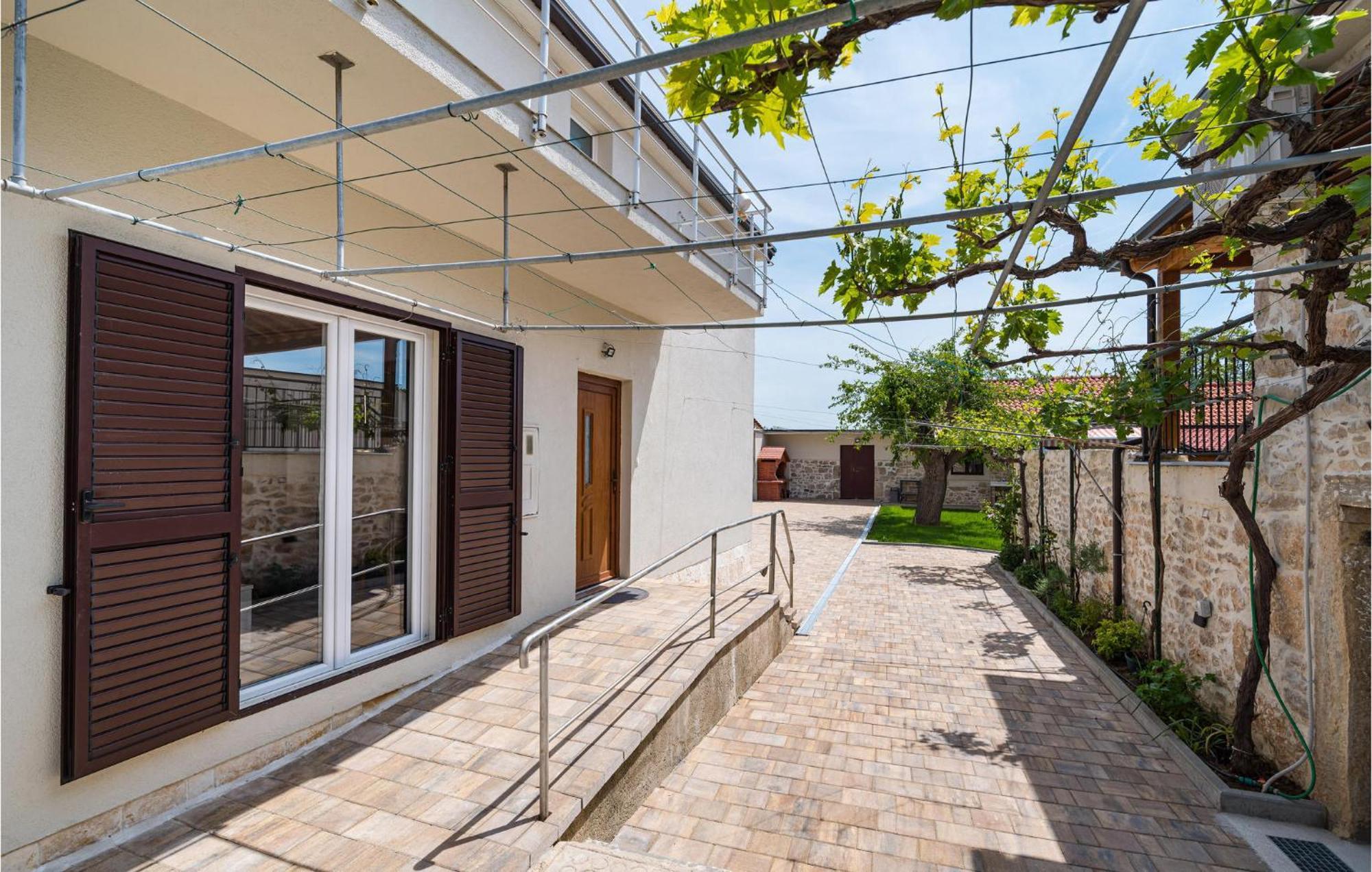 Pet Friendly Home In Murvica With Kitchen Exterior foto