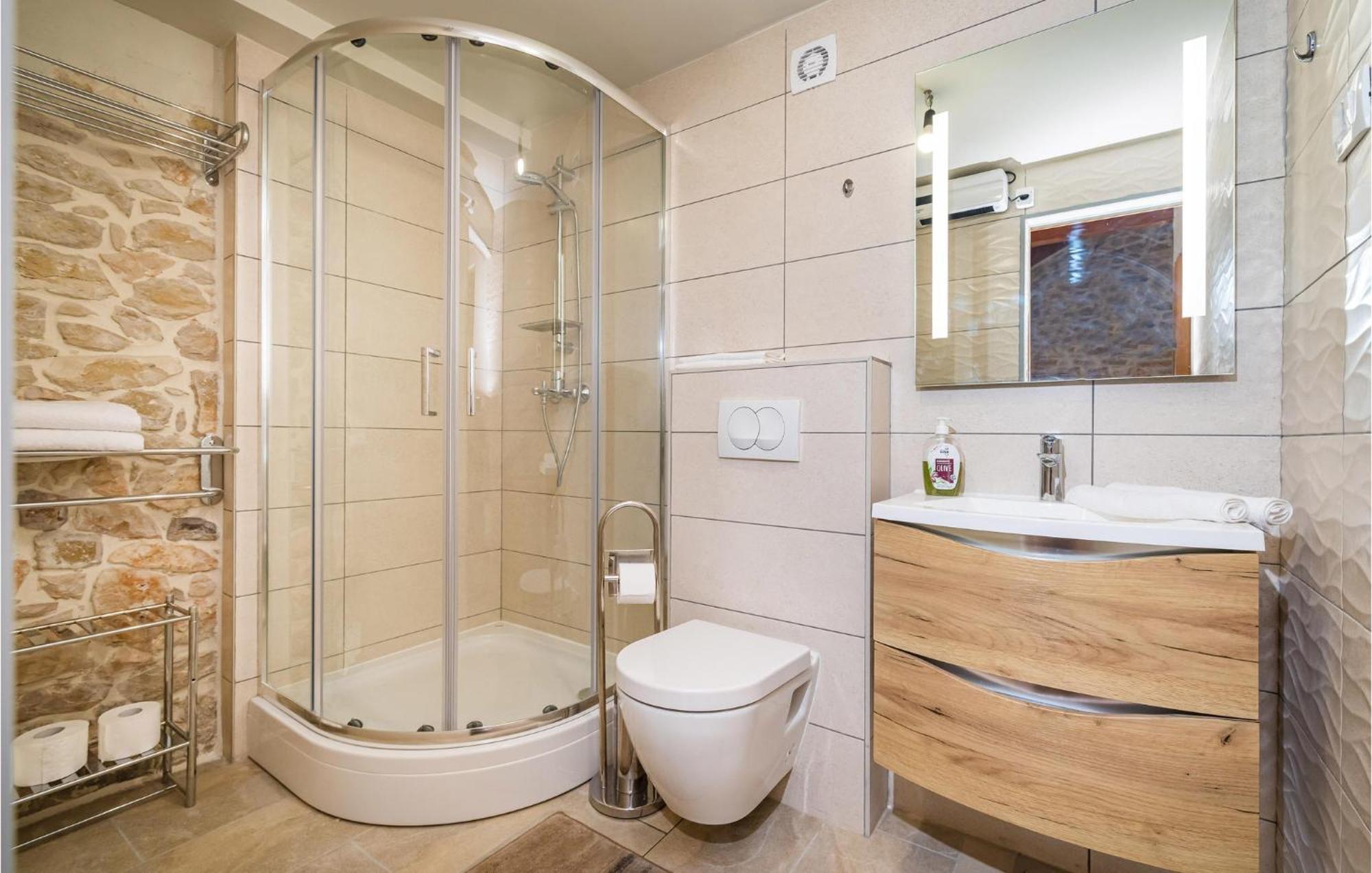 Pet Friendly Home In Murvica With Kitchen Exterior foto