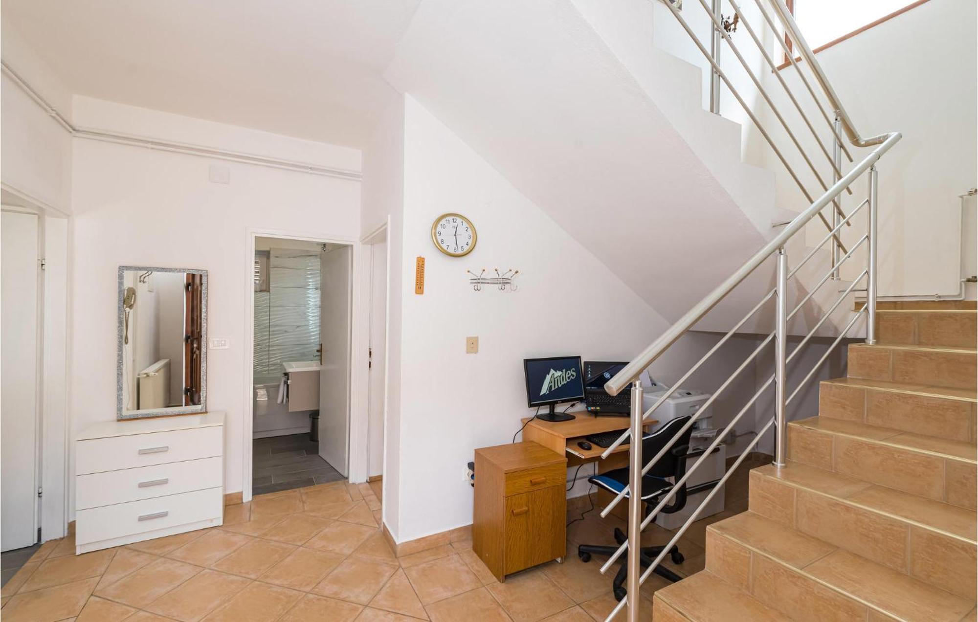 Pet Friendly Home In Murvica With Kitchen Exterior foto