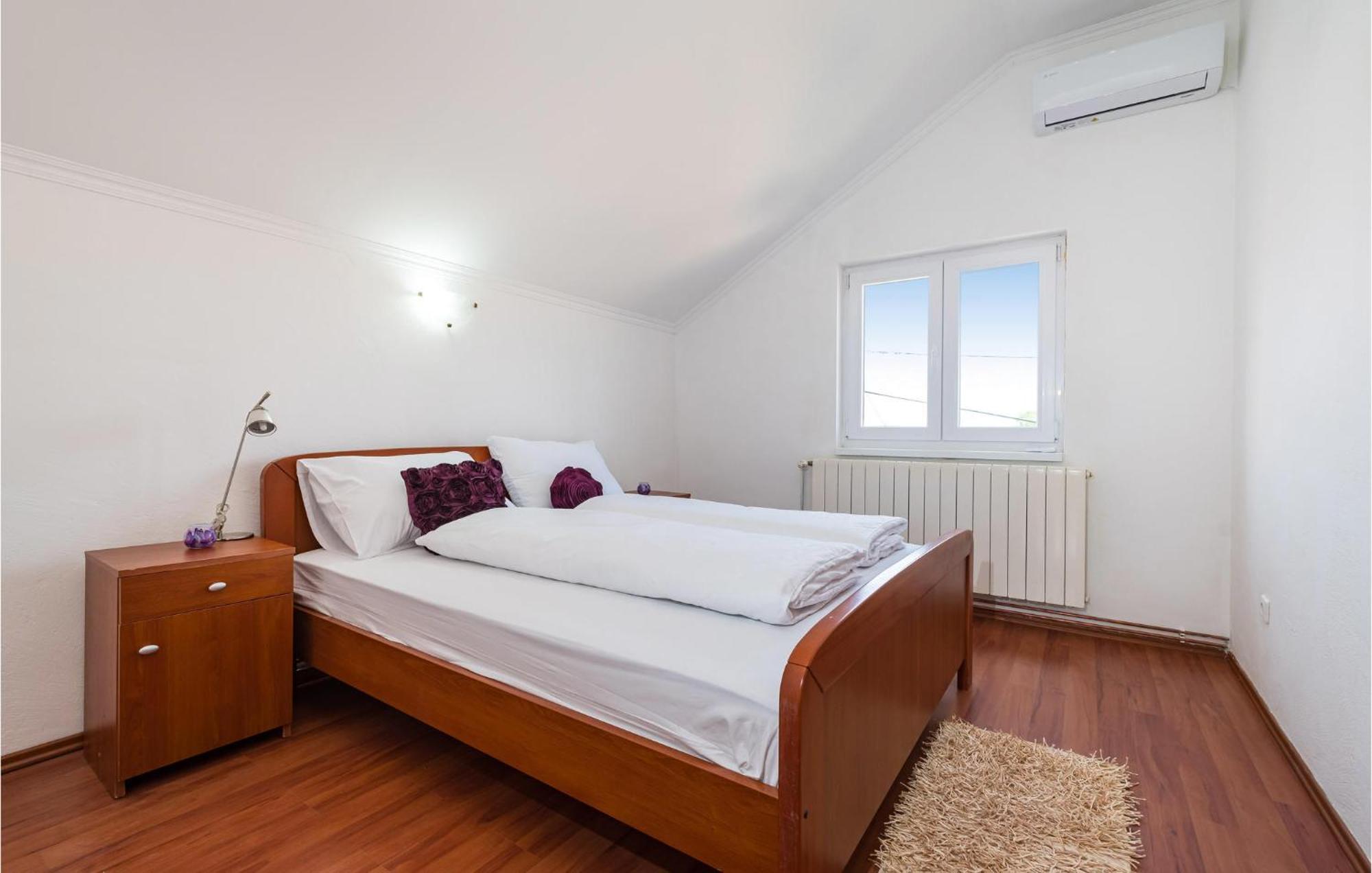 Pet Friendly Home In Murvica With Kitchen Exterior foto